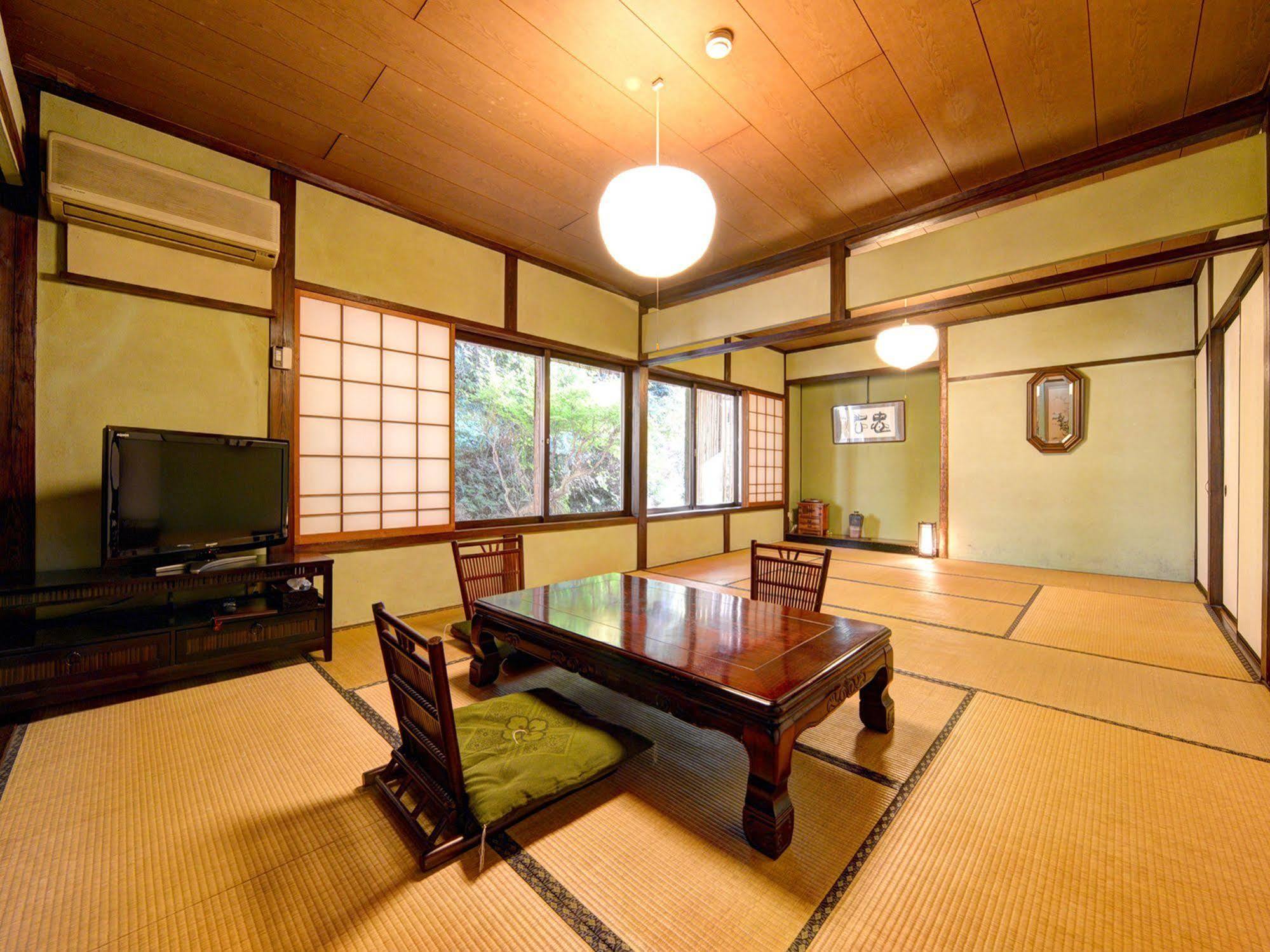 Hotel Yunokawa Onsen Shouen Sinzi Esterno foto
