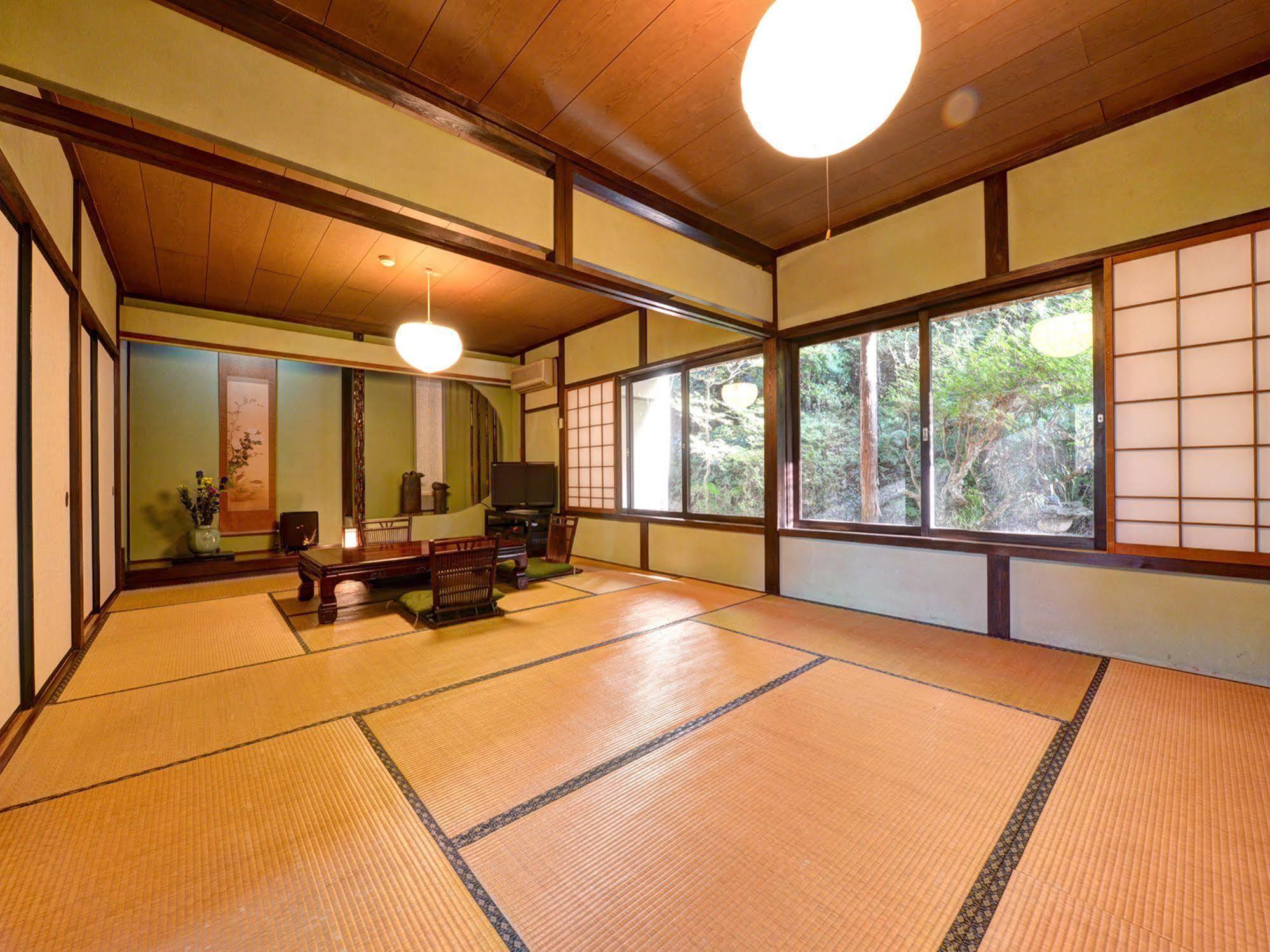 Hotel Yunokawa Onsen Shouen Sinzi Esterno foto
